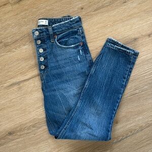 Abercrombie Curve Love The Skinny High Rise 25S
